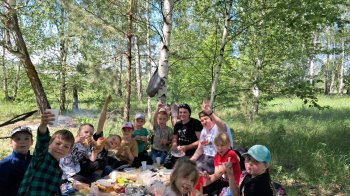 Традиционный школьный поход